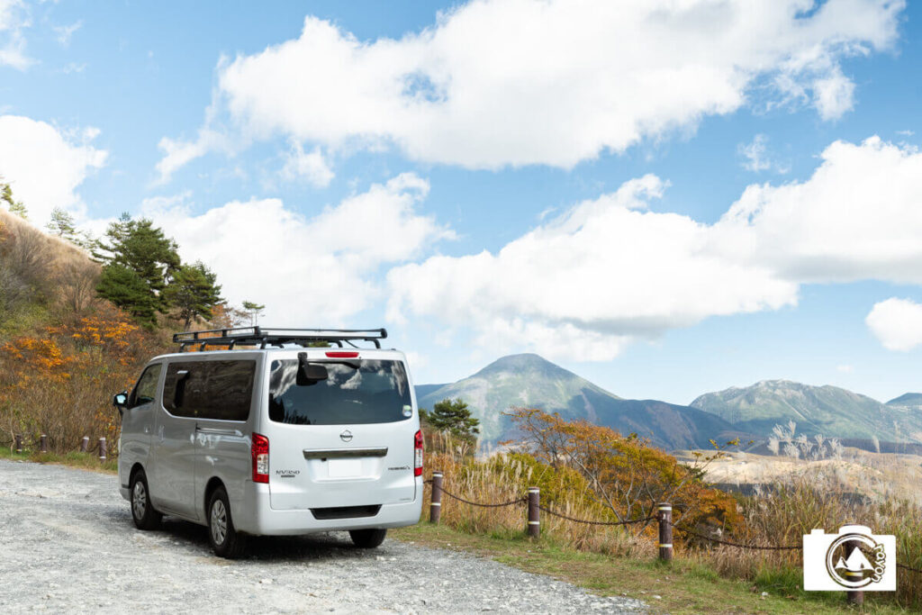 ビーナスラインから見た蓼科山と愛車